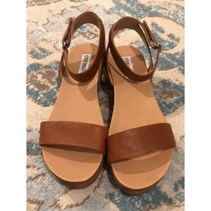 brand new steve madden gaiya wedge sandal